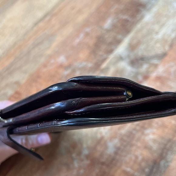 Vintage Coach wallet Burgundy water buffalo Continental clutch kisslock - Picture 8 of 15